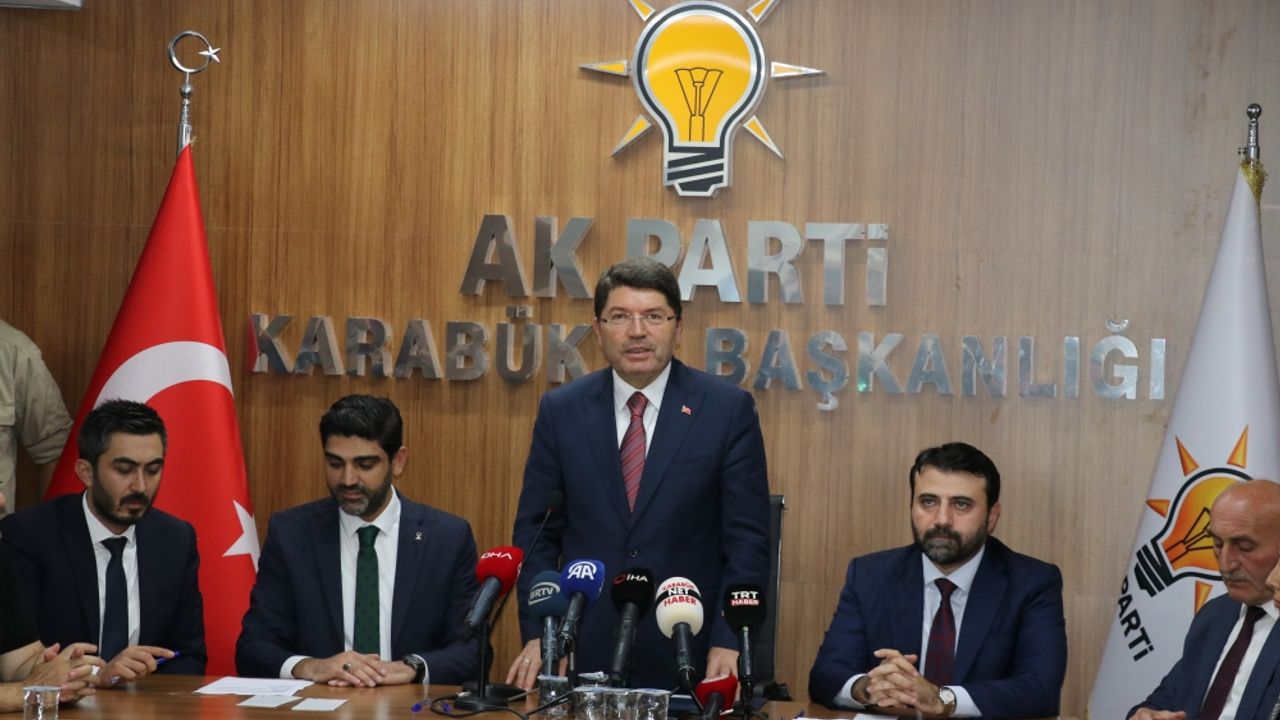 Adalet Bakanı Tunç, AK Parti Karabük İl Başkanlığında konuştu:
