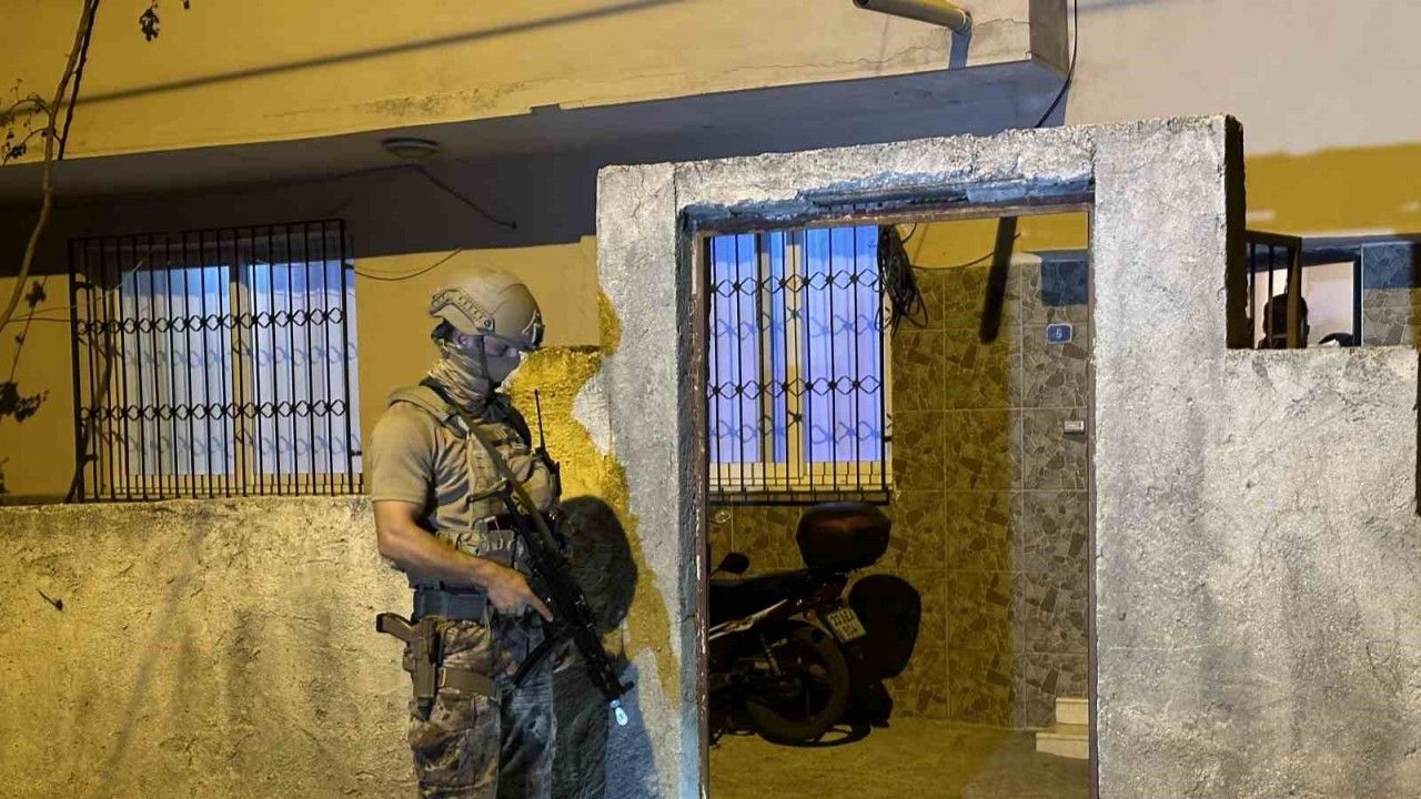 Mersin’de PKK/KCK destekçilerine operasyon: 12 gözaltı