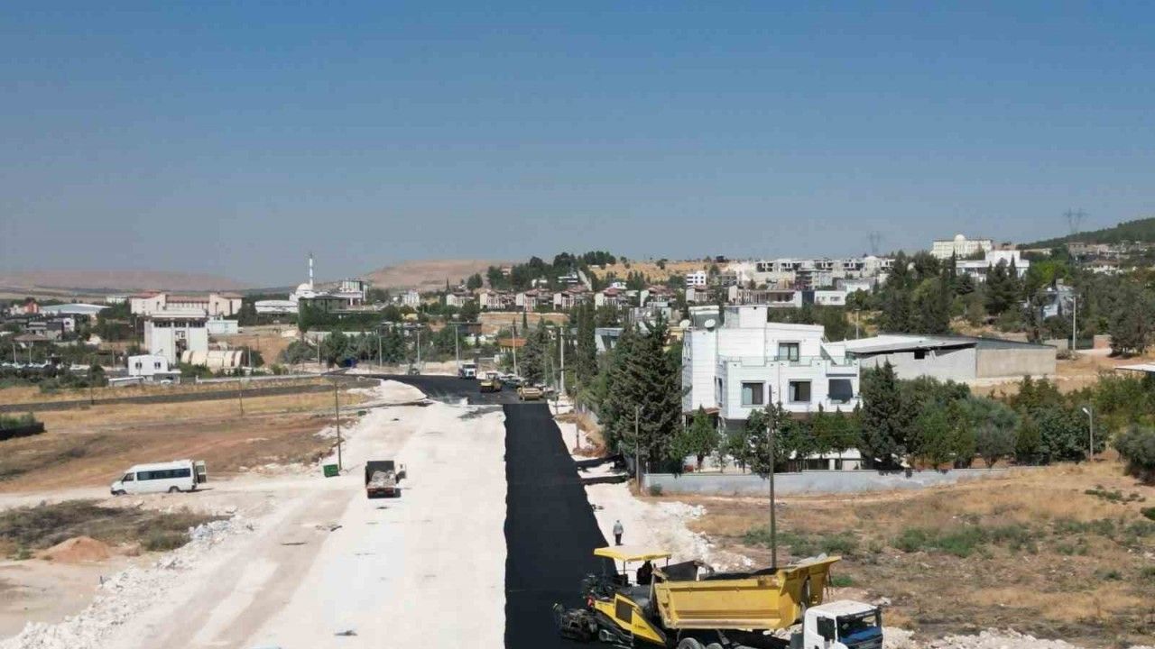 Şanlıurfa Büyükşehir Belediyesinden asfalt atağı