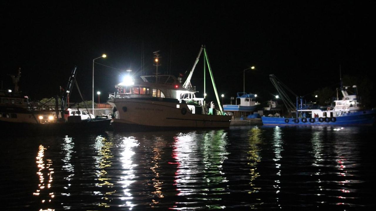 ZONGULDAK - Balıkçılar "vira bismillah" diyerek denize açıldı