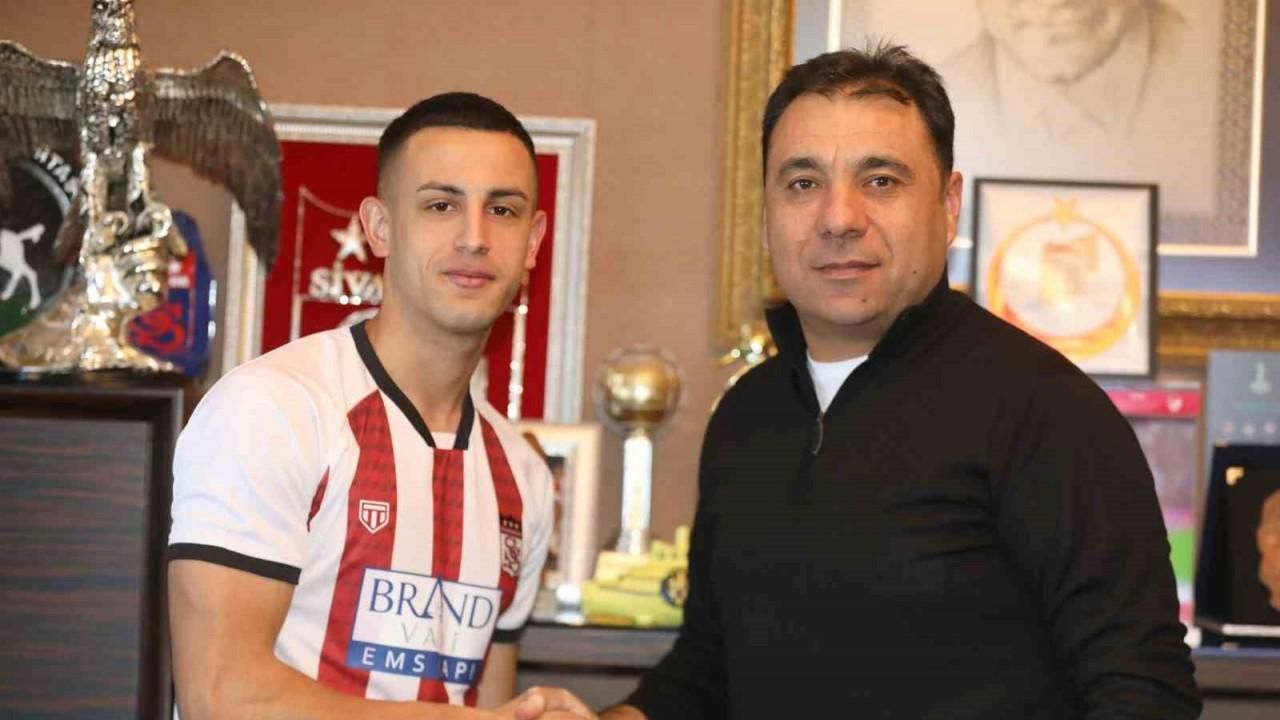 Sivasspor, Bartuğ Elmaz’ı sezon sonuna kadar kiraladı