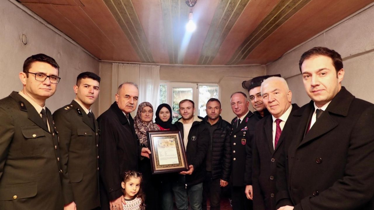 Ordu'da şehit İstihkam Sözleşmeli Er Murat Atar'ın ailesine şehadet belgesi verildi