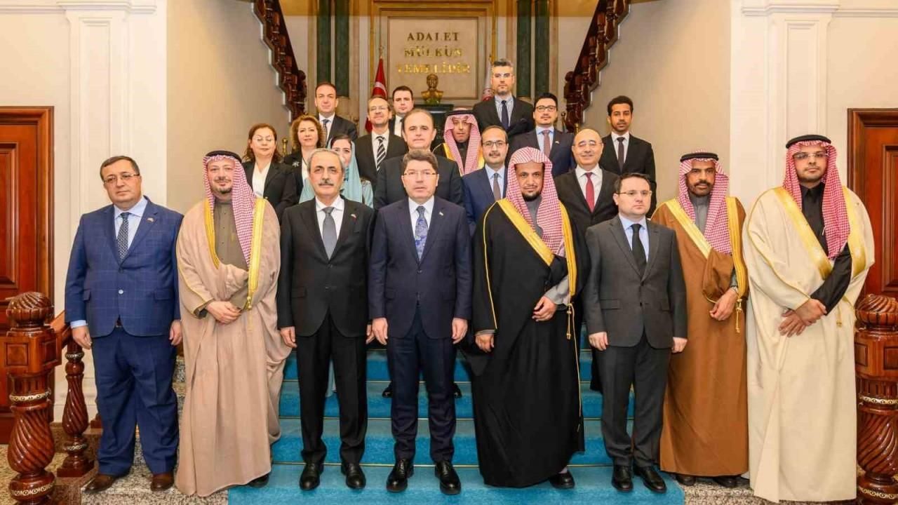 Bakan Tunç, Suudi Arabistan Başsavcısı Suud Bin Abdullah Almujib ile görüştü
