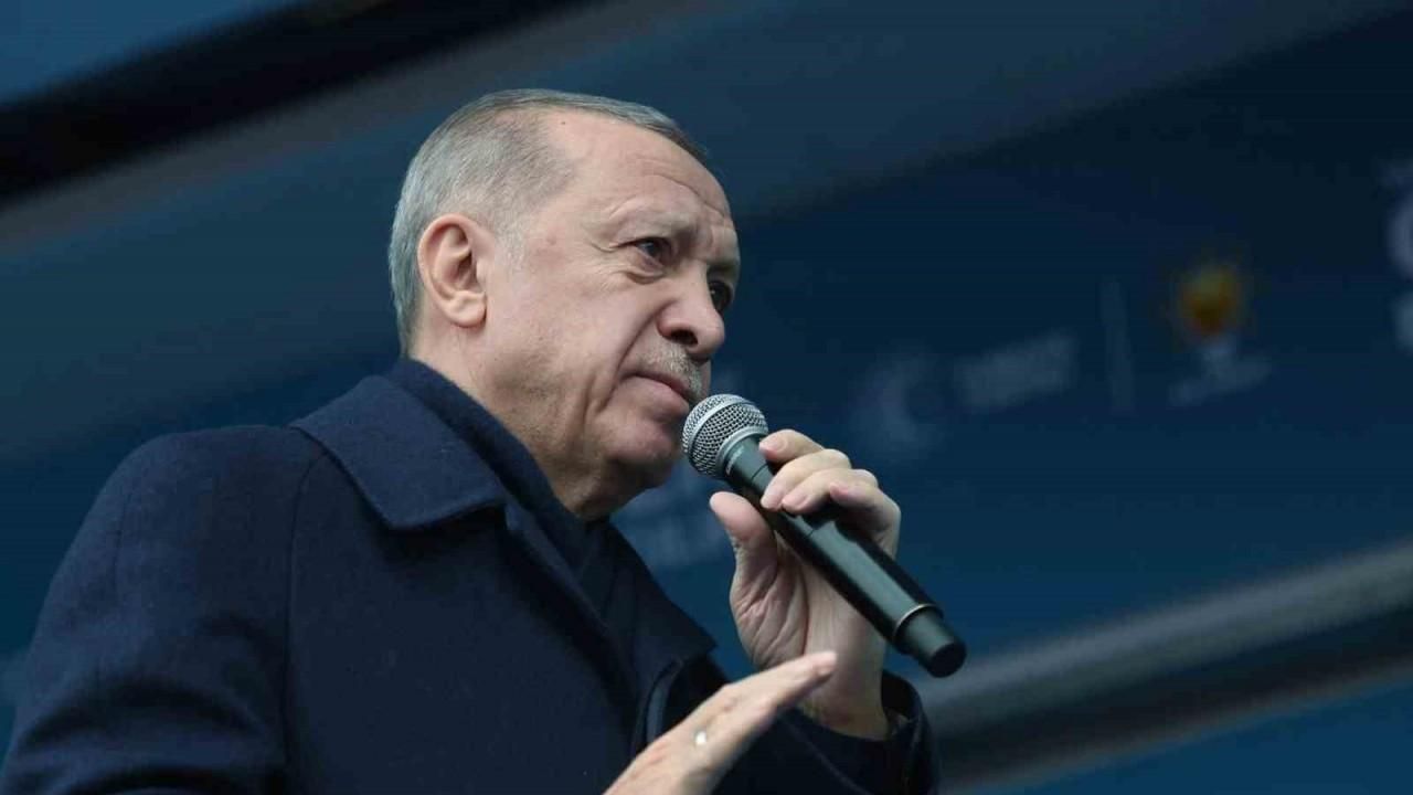Cumhurbaşkanı Erdoğan: “Emekli ikramiyesini 3 bin lira yapıyoruz”