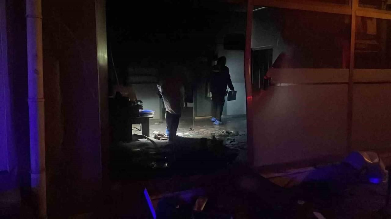 Kırklareli’de belediye binasına yanıcı madde atan şüpheli yakalandı