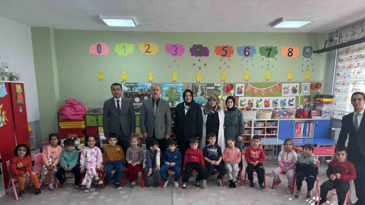 Orhangazi Kaymakamı öğrencilerle bir araya geldi