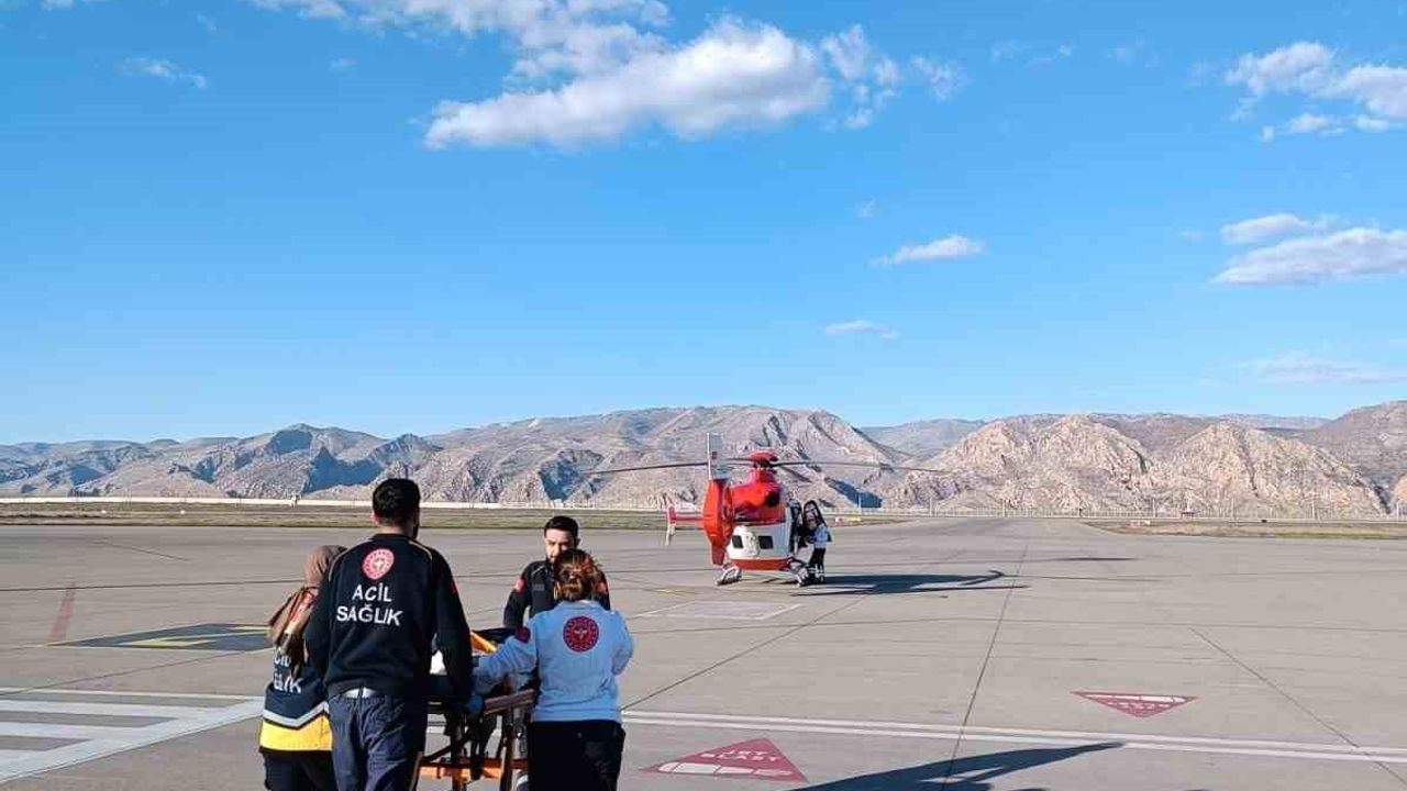 Şırnak’ta 37 günlük bebek ambulans helikopterle Elazığ’a sevk edildi