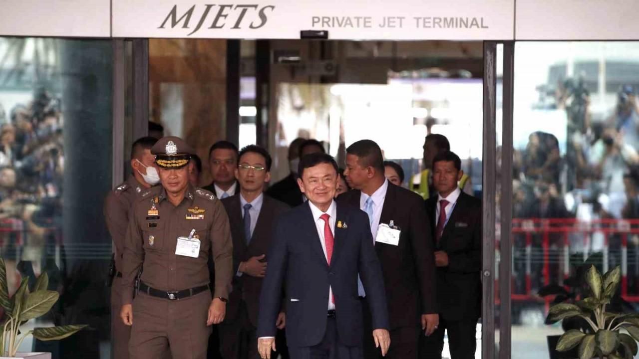 Tayland’ın eski Başbakanı Thaksin’e şartlı tahliye kararı