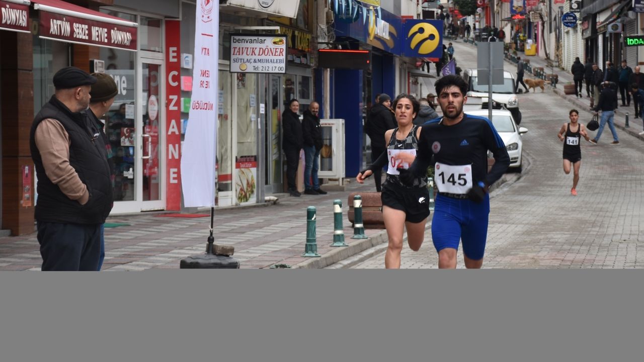 Artvin Yol Koşusu'nda 74 sporcu yarıştı