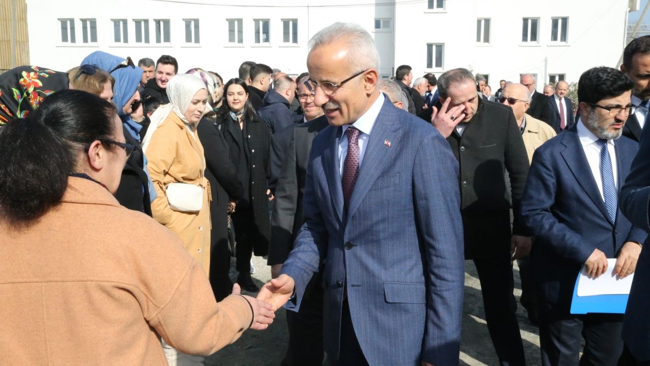 Ulaştırma ve Altyapı Bakanı Uraloğlu, Bozkurt'ta konuştu: