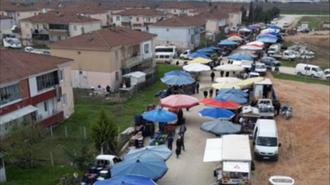 İnegöl'de Cumhuriyet Mahallesi semt pazarı kurulmaya başladı