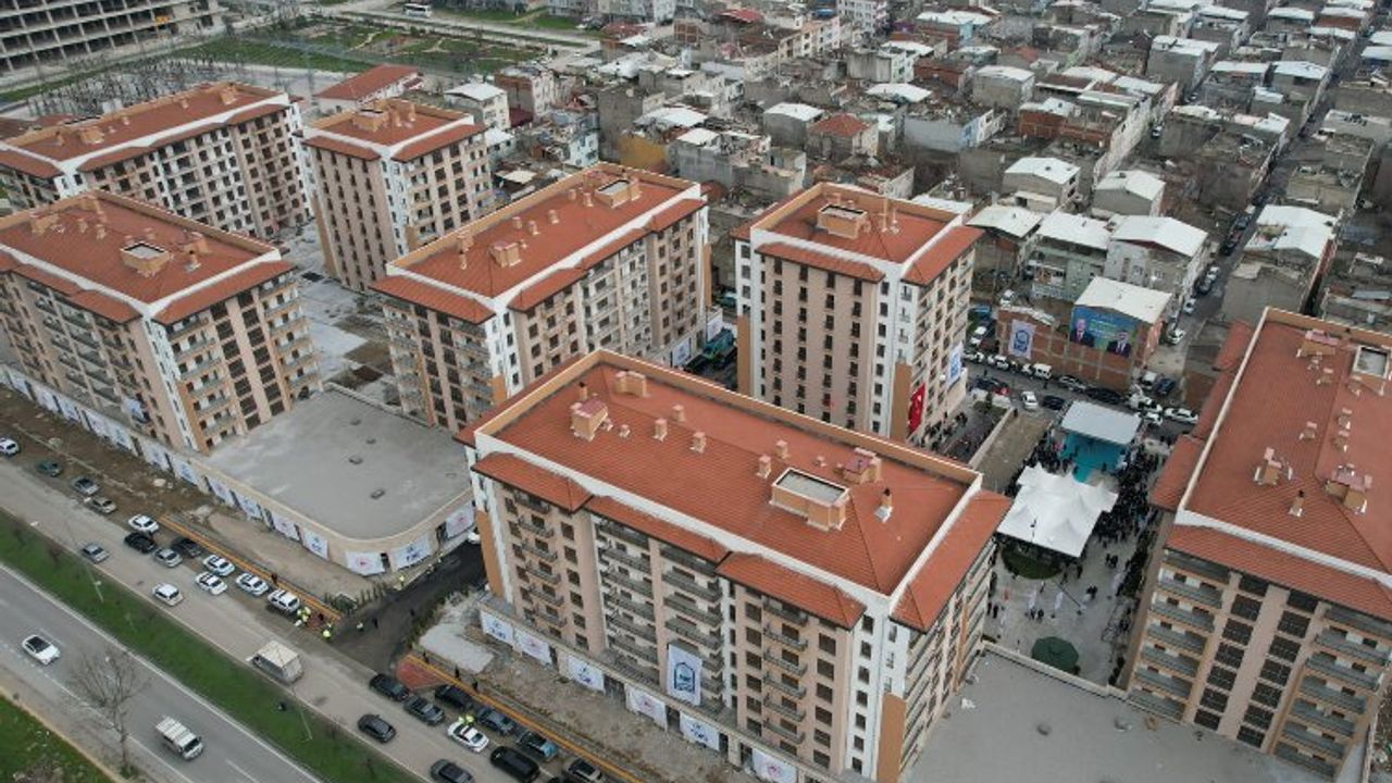 Mevlana'da anahtarlar teslim edildi