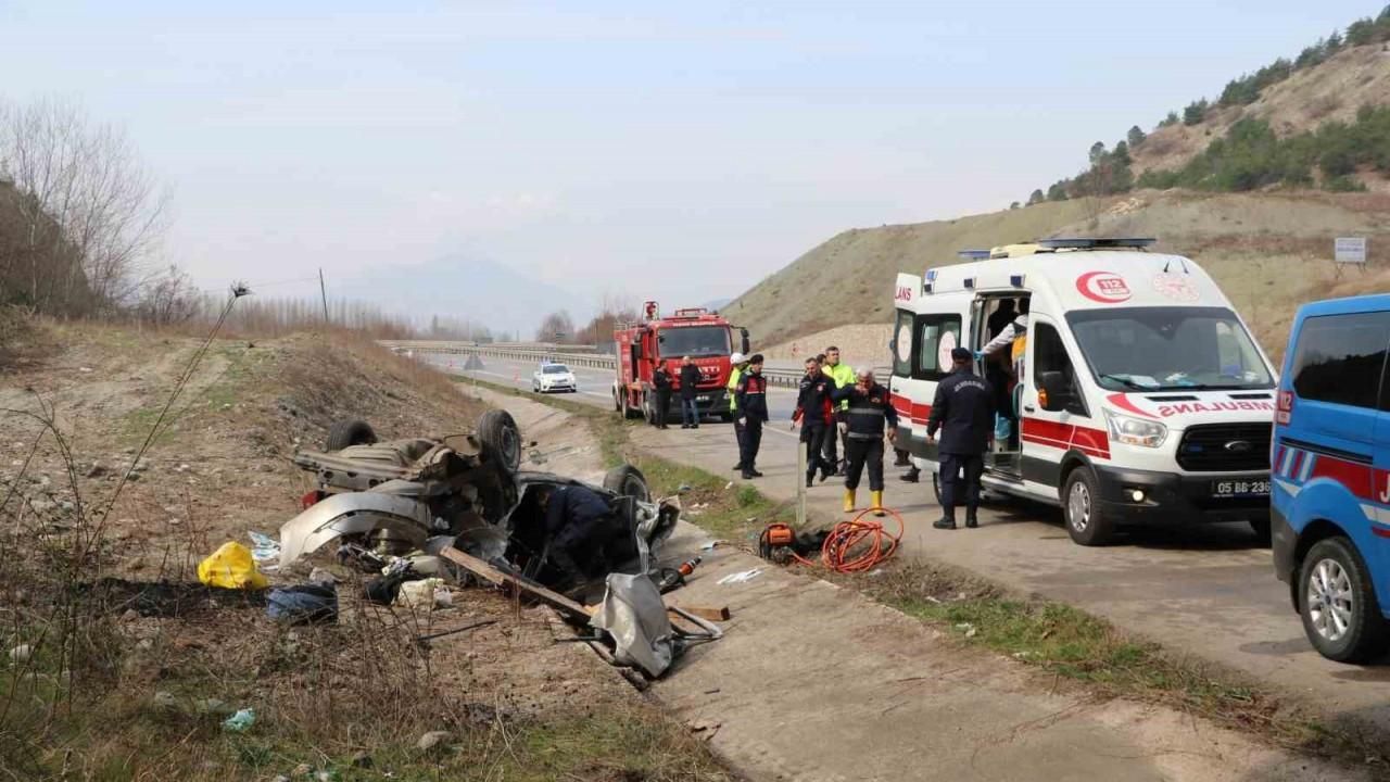 Amasya’da cenaze yolunda feci kaza: 1 ölü, 1 yaralı