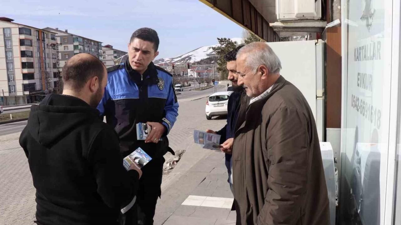 Bitlis’te emniyet görevlilerince vatandaşlar dolandırıcılık hakkında bilgilendirildi