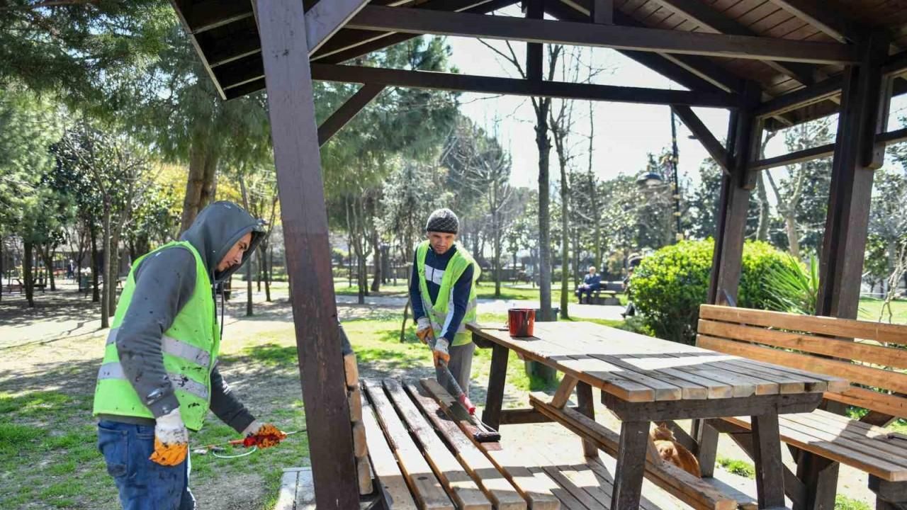 Esenyurt’ta parklar yenileniyor