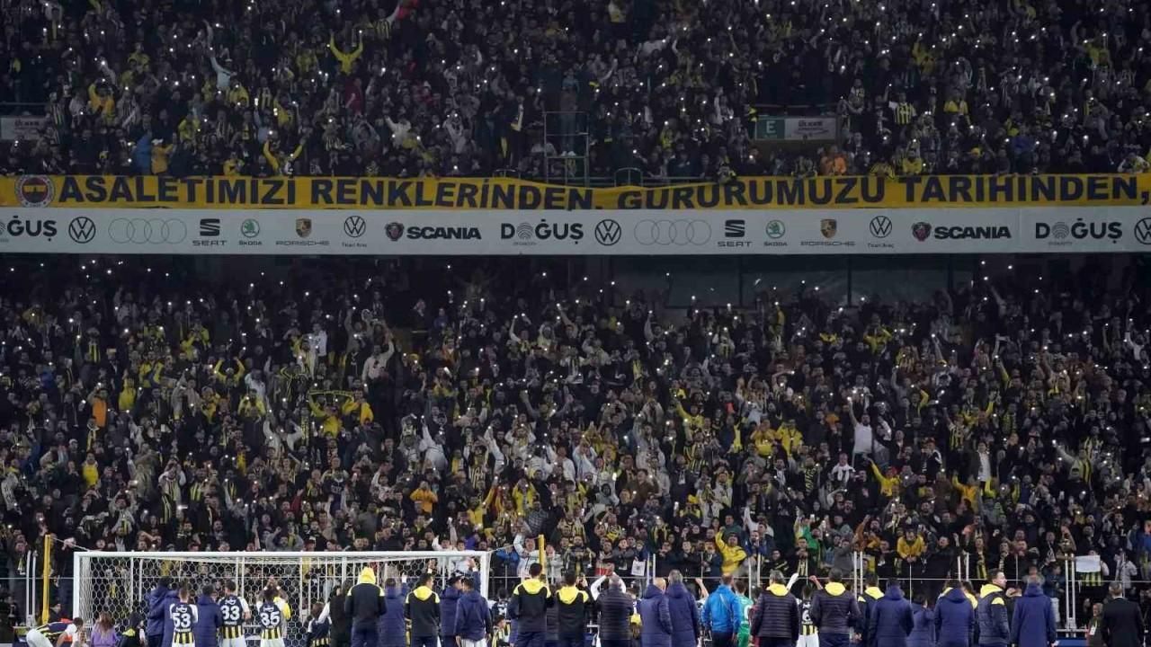 Fenerbahçe, ligde 6. kez geriden gelerek kazandı