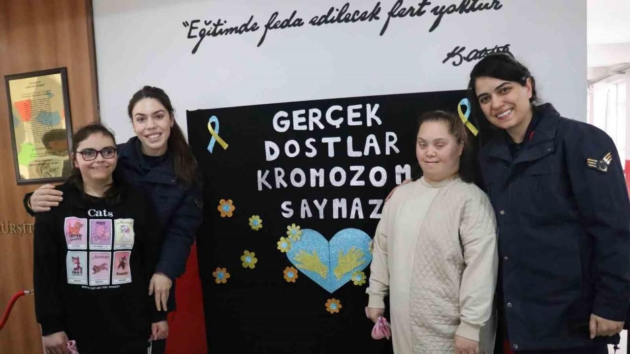 Gerçek dostlar kromozom saymaz
