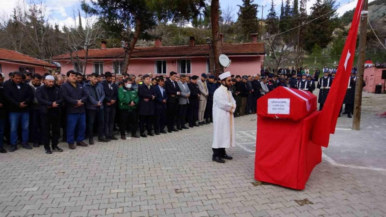 Kazada ölen uzman çavuşa Karaman’da acı veda