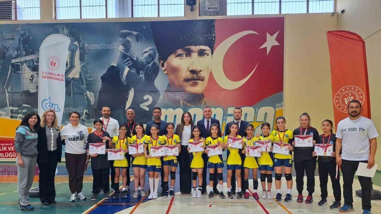 Manisa Okul Sporları Hentbol Küçükler Kız ve Erkek Yarı Final Müsabakaları
