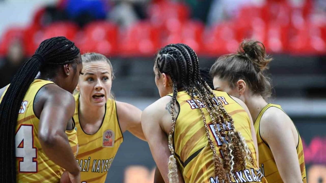 TKBL: Melikgazi Kayseri Basketbol: 69 - İzmir Belediyespor: 74