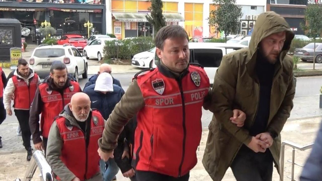Trabzonspor - Fenerbahçe maçı sonrası çıkan olaylarda tutuklanan taraftar sayısı 3’e yükseldi