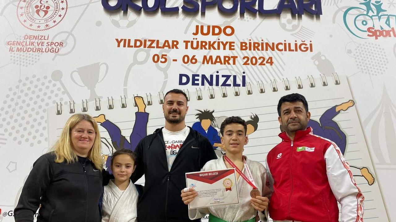 Gerzeli judocu gençler Denizli'den dereceyle döndü