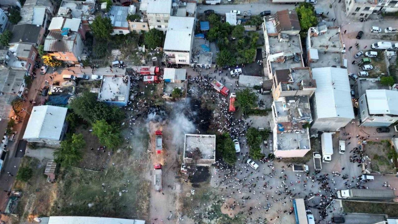 Tüpler Bomba Gibi Patladı, Ev Alevlere Teslim Oldu - Vitrin Haber ...