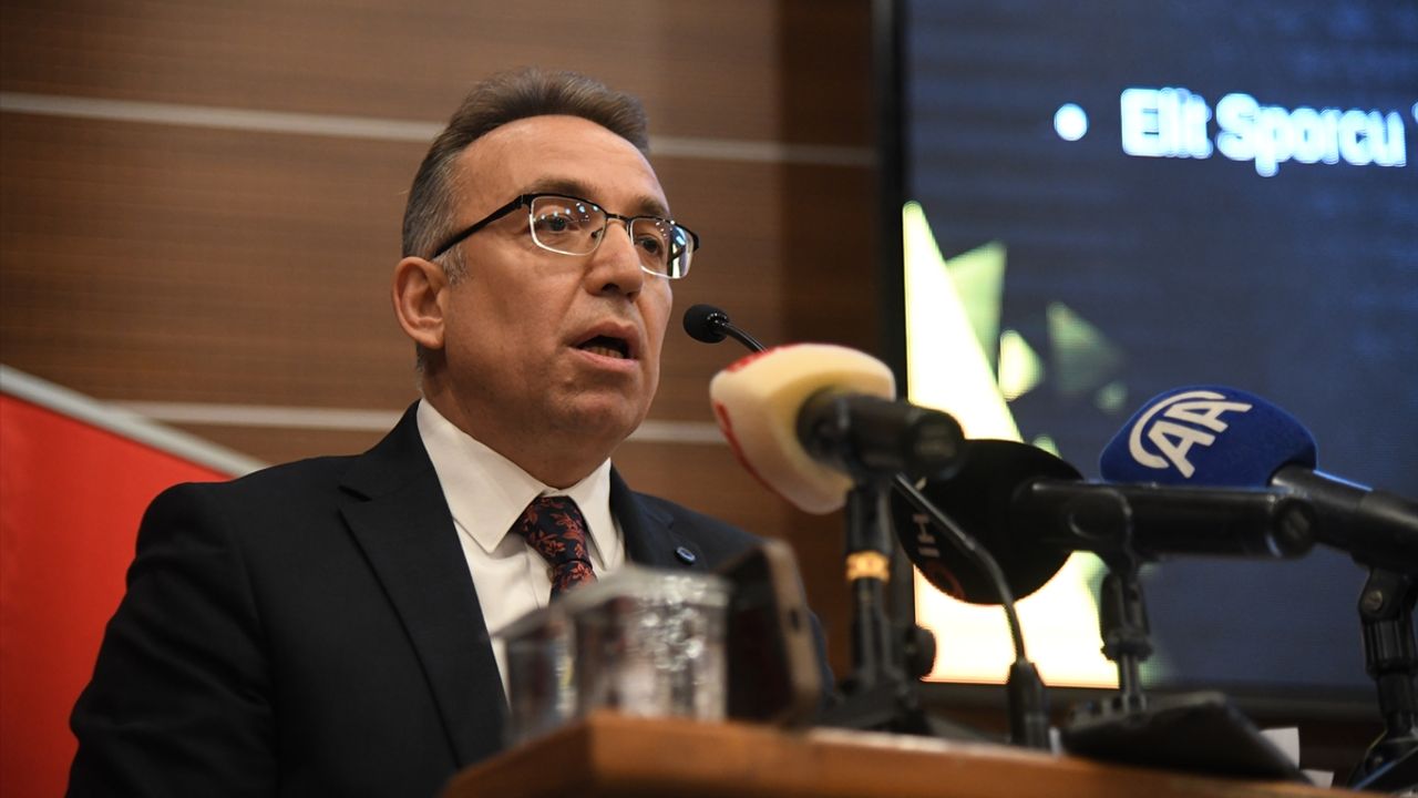 Kastamonu'da spor çalıştayı yapılıyor