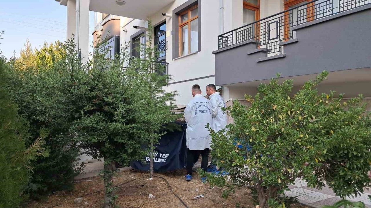 Balkondan düşen 2 yaşındaki çocuk hayatını kaybetti