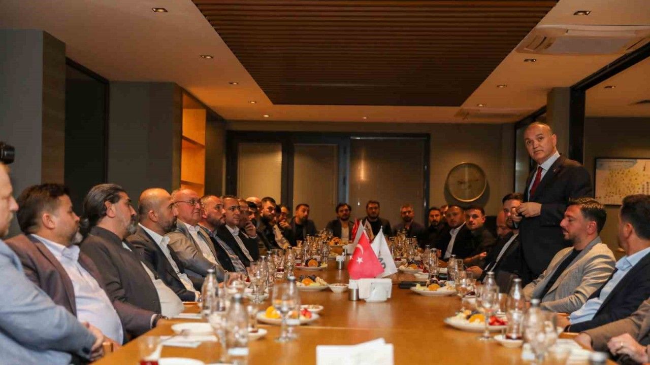 Başkan Özlü, "Düzce’nin merkezinde büyük bir dönüşüm başlattık"