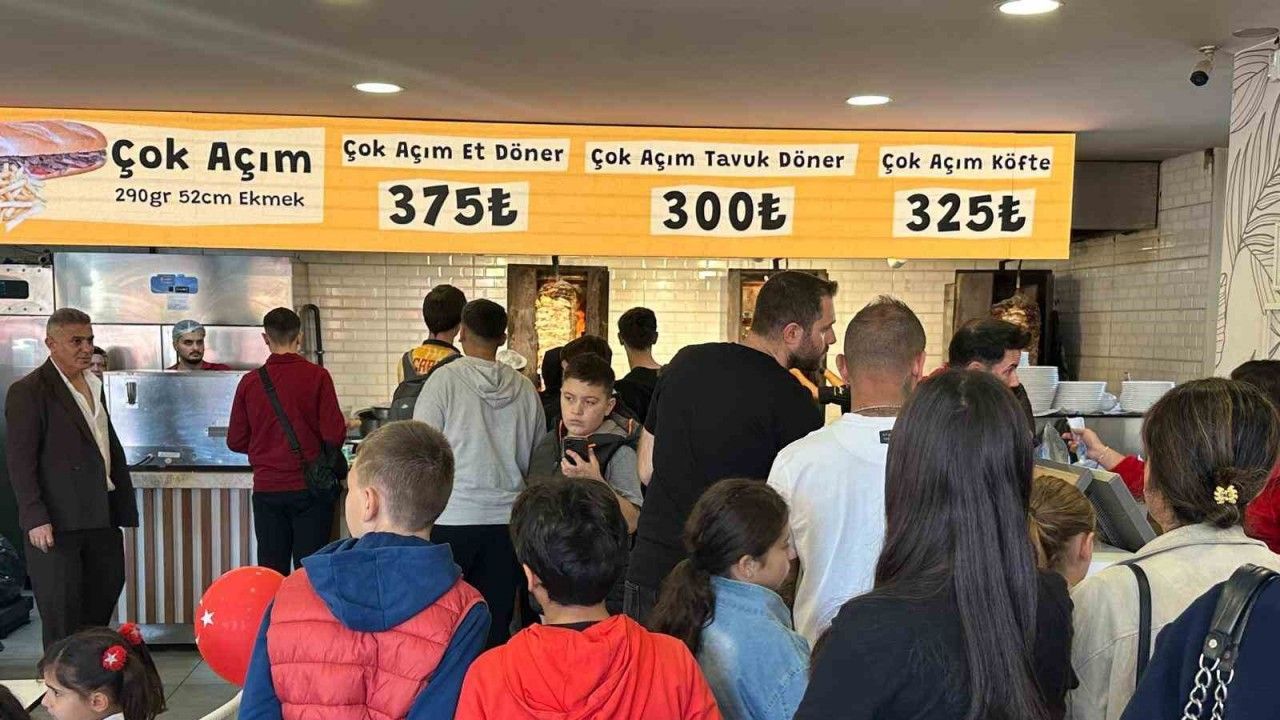 Tavuk döner ve ayranı 29 liradan sattılar