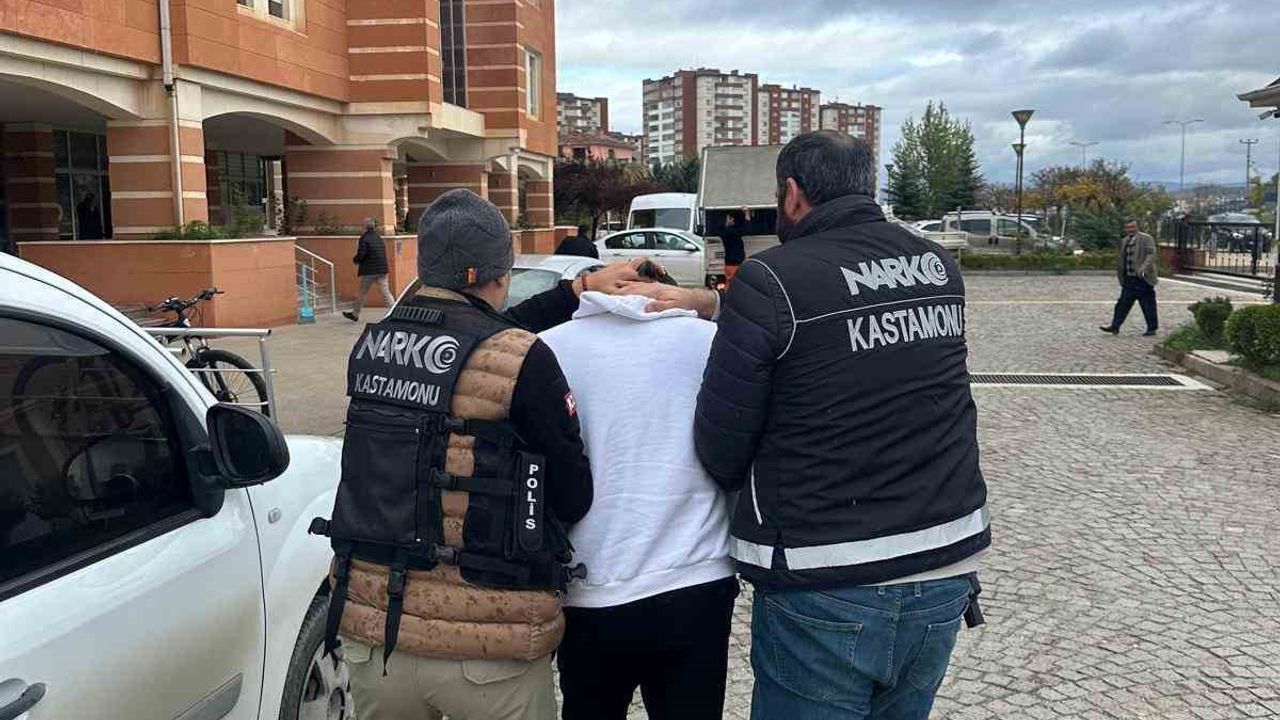 Yatağında altında madde bulunan sanık tahliye edildi