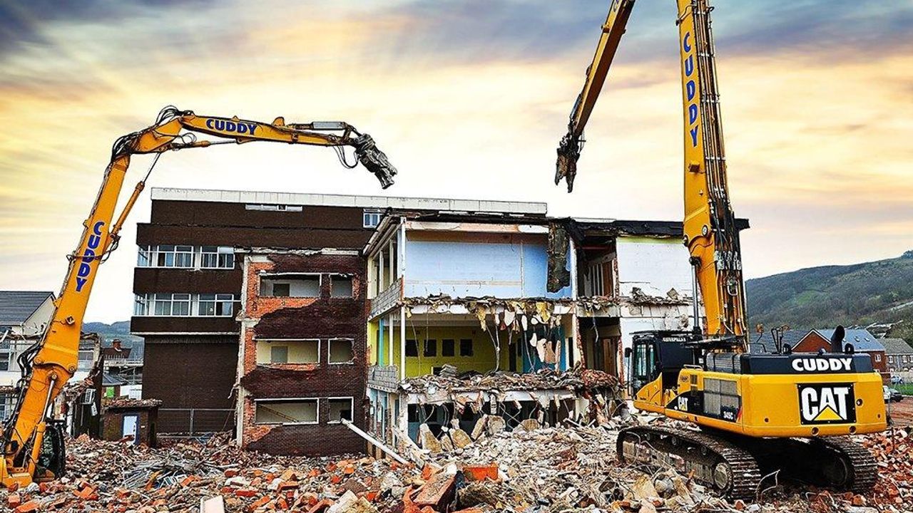 BİNA YIKIM İŞİ YAPTIRILACAKTIR