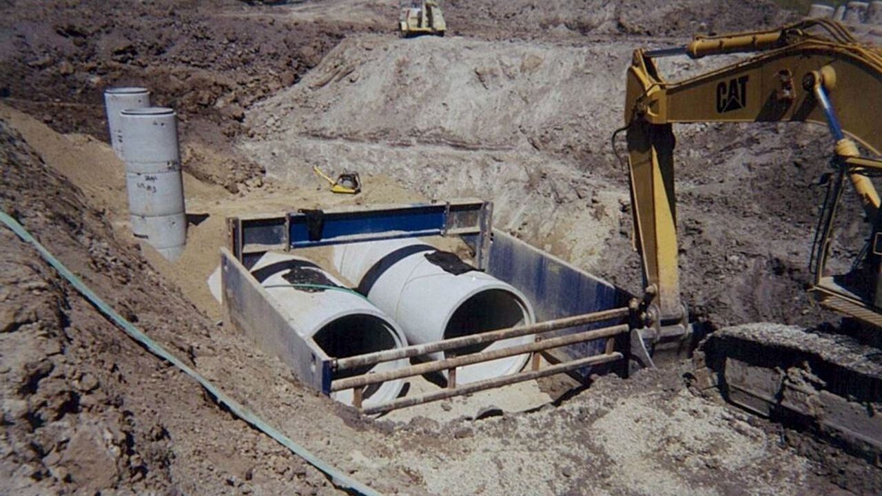 MEVCUT KANALİZASYON HATLARININ SIZDIRMASIZ VE SIZDIRMALI FOSEPTİKLE SONLANDIRILMASI YAPIM İŞİ