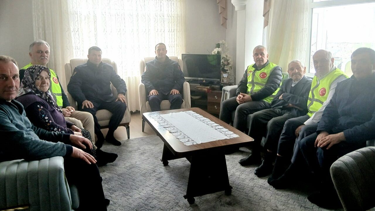 THK Sinop Şubesi’nden şehit ailesini ziyaret etti