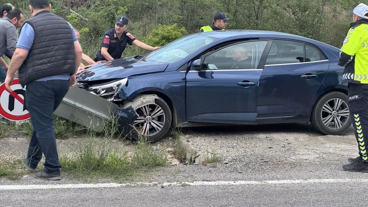 Zincirleme trafik kazasında 5 kişi yaralandı