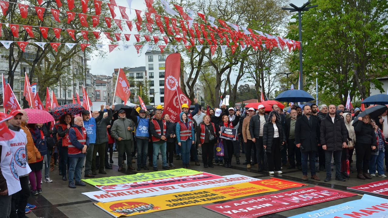 Sinop'ta 1 Mayıs Emek ve Dayanışma Günü kutlandı