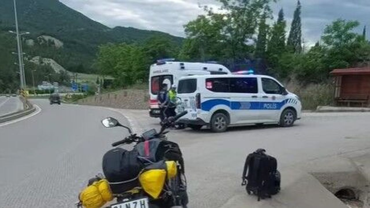Motosiklet kazasında kask ve ekipman hayat kurtardı