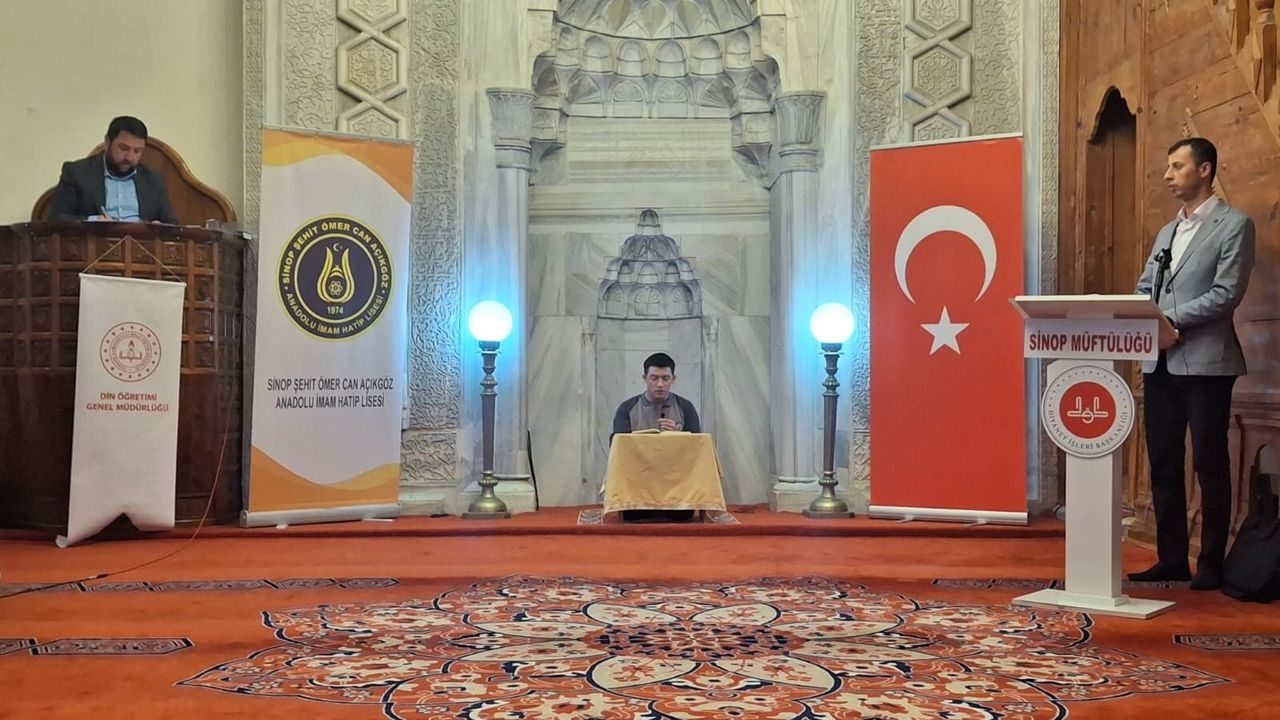 Sinop’ta öğrenciler Kur’an-ı Kerim’i en güzel okumak için yarıştı