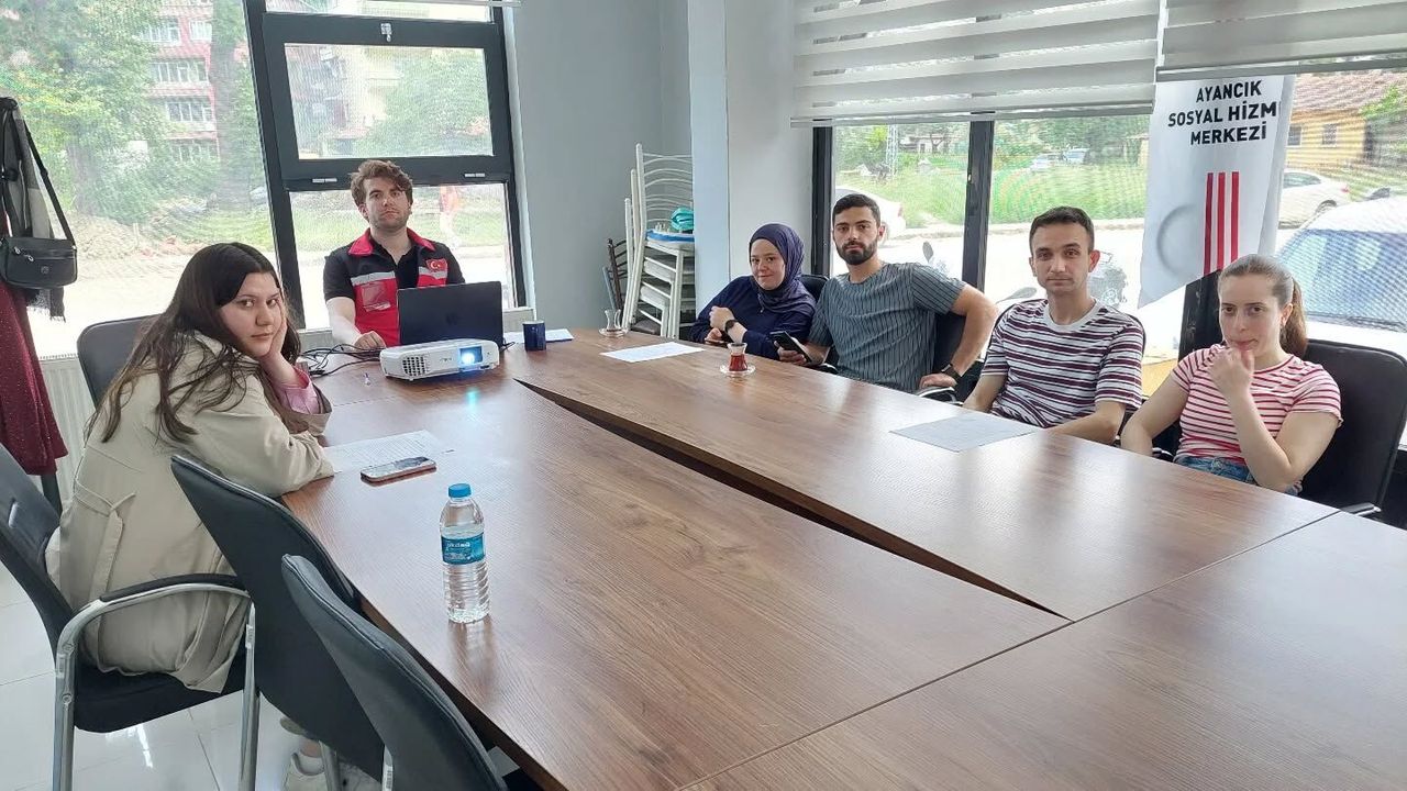 Evlenecek genç çiftlere eğitim programı