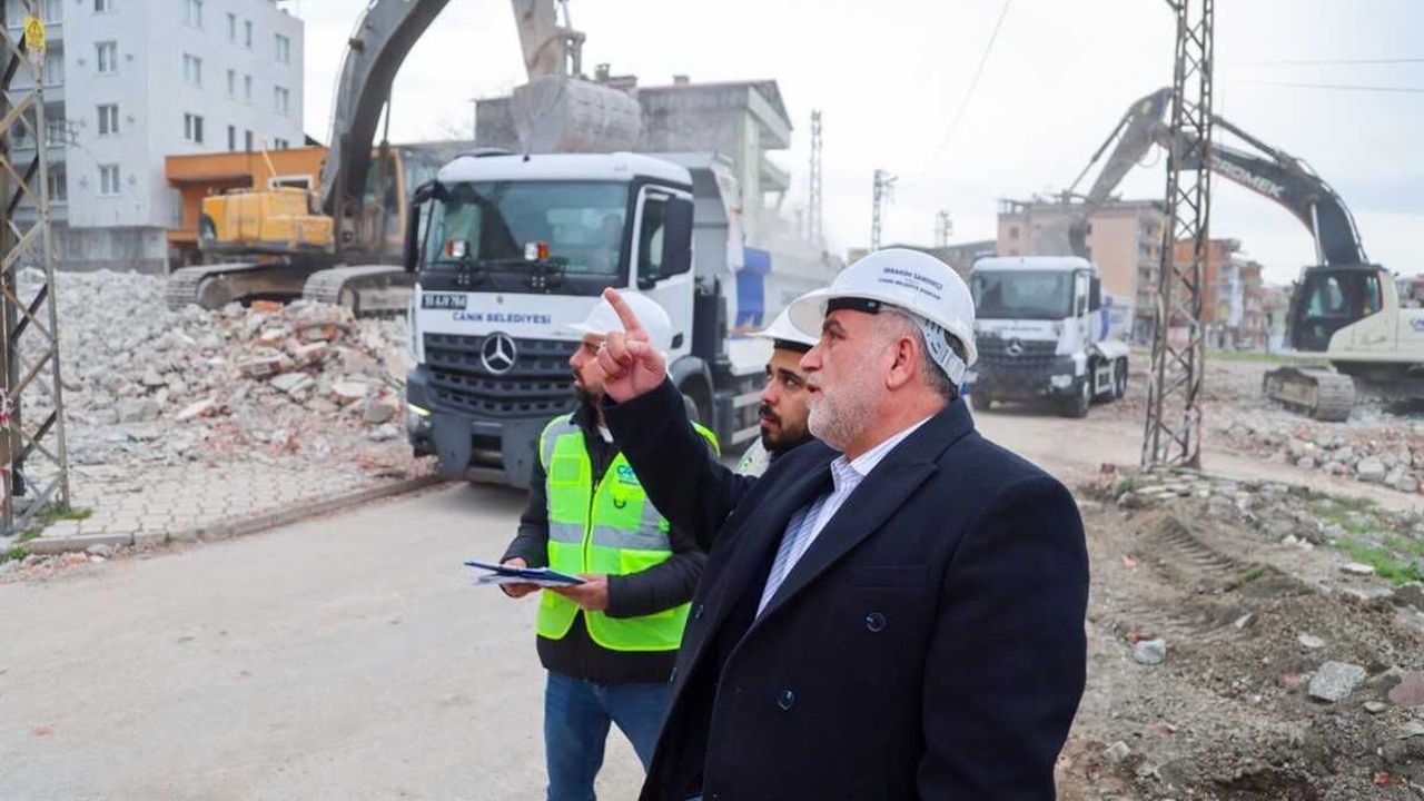 Canik'te kentsel dönüşüm kapsamında 656 konut yapı