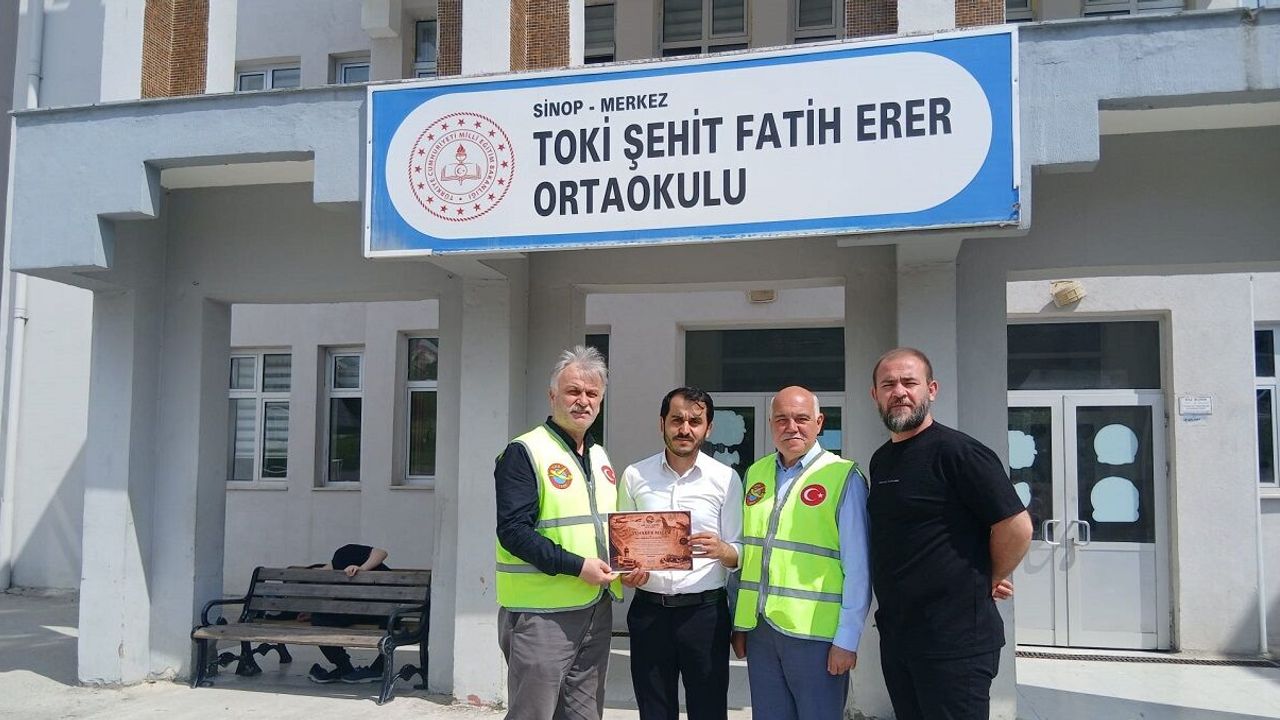 THK Sinop Şubesi’nden okul müdürlerine teşekkür belgesi