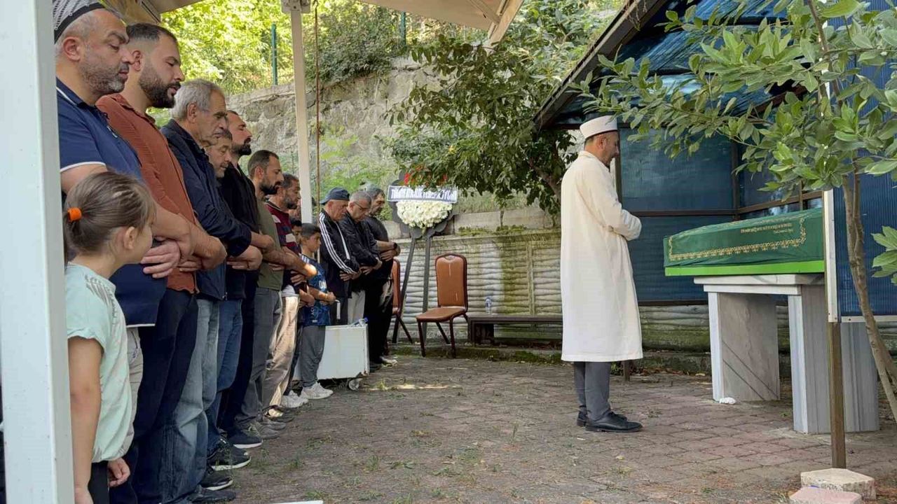 Milli sporcu çatıdan düşerek hayatını kaybetti