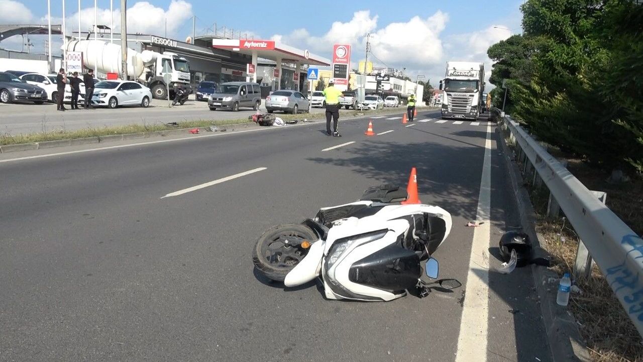 Motosiklet ile elektrikli bisiklet çarpıştı: 2 kişi yaralandı