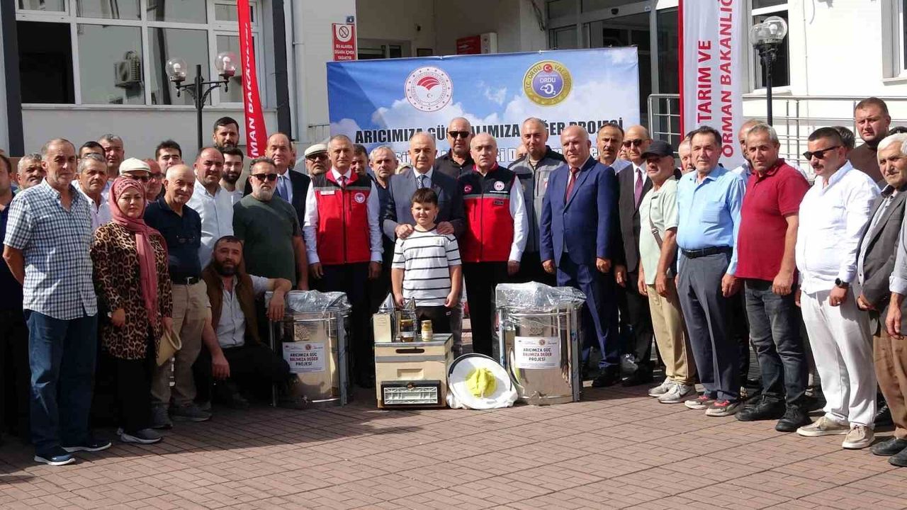 Ordu'da 92 arıcıya yüzde 70 hibeli bal süzme makinesi desteği