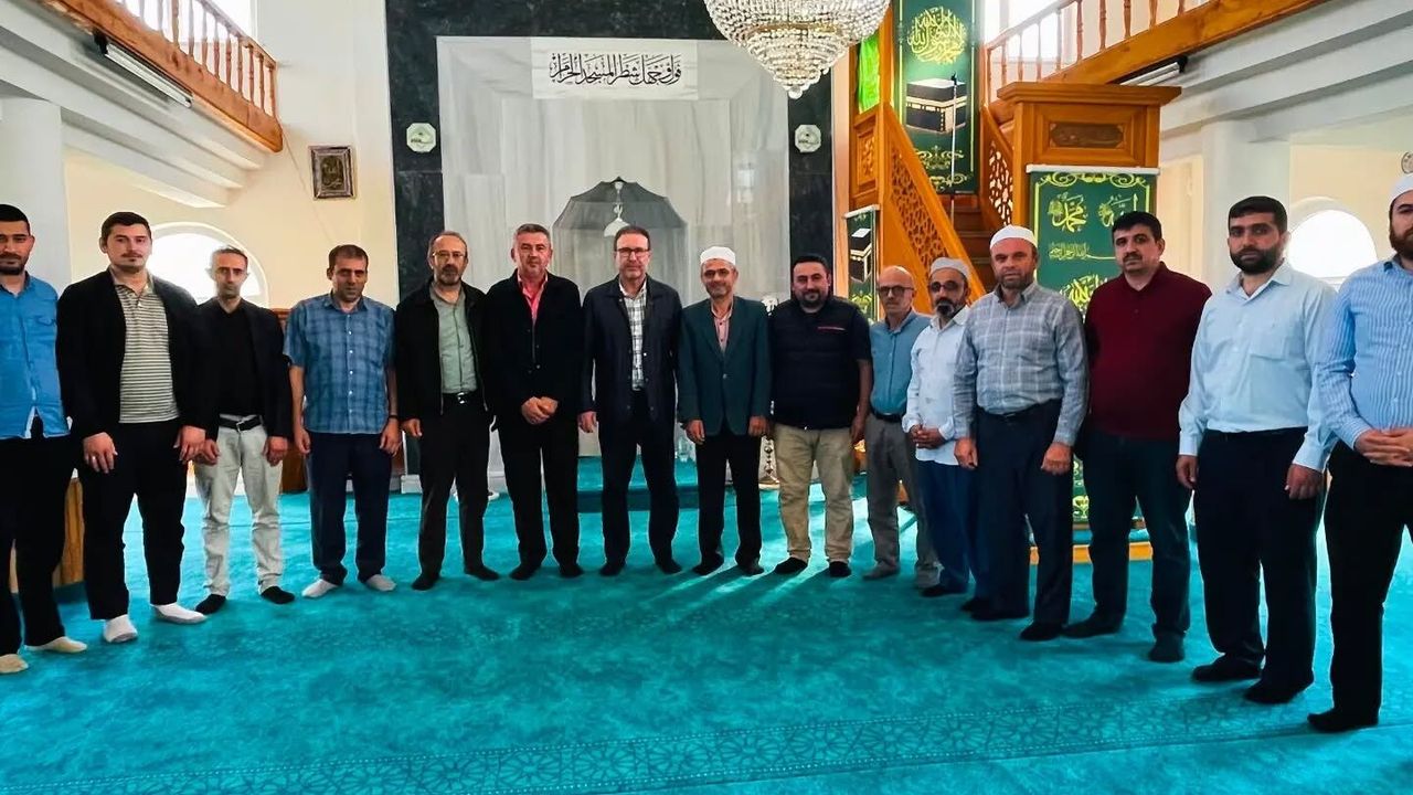 Karlı Merkez Camii’nde Camiler ve Din Görevlileri Haftası buluşması