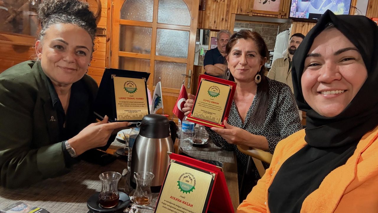 SİNDER'den Sinop'un başarılı kadınlarına anlamlı jest