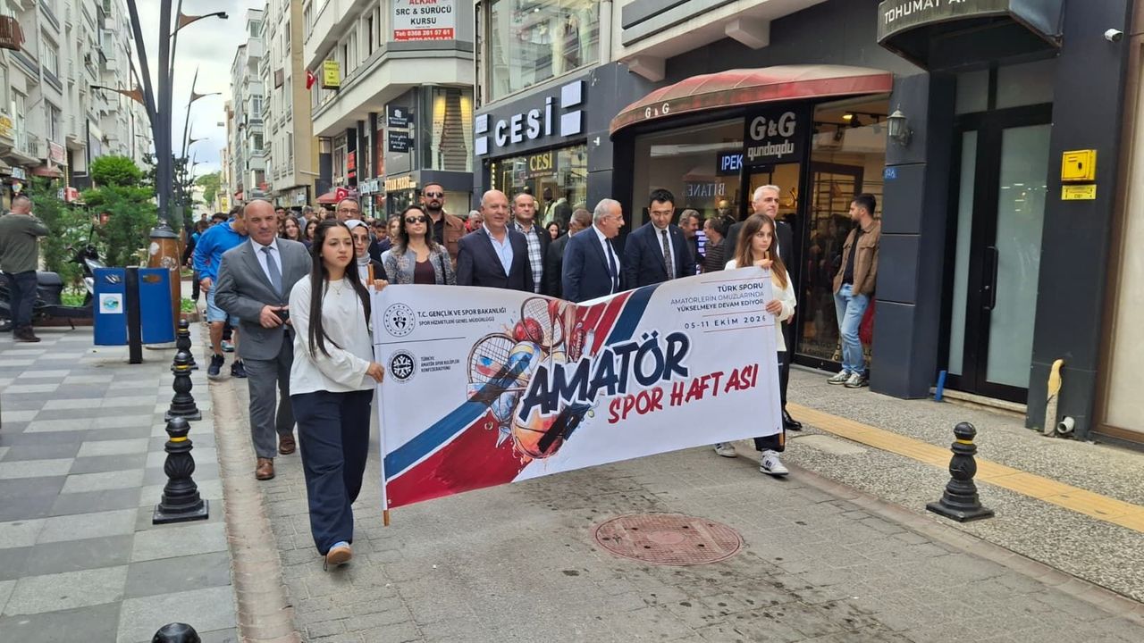 Sinop’ta Amatör Spor Haftası korteji düzenlendi