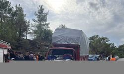 Antalya'da kazada ölen anne ile evinde ölü bulunan oğlunun cenazeleri Ordu'da defnedildi