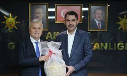 Bakan Murat Kurum, Giresun'da partililer ve vatandaşlarla buluştu